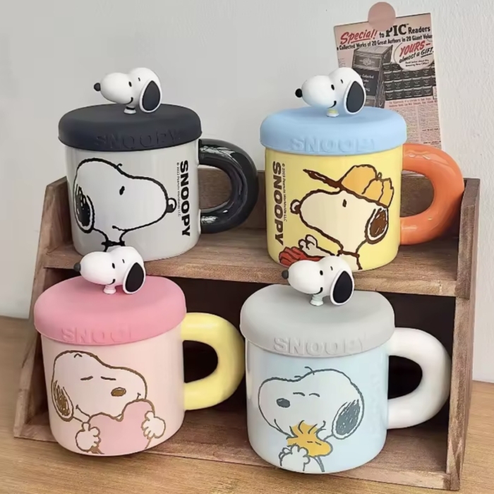 Mug con tapa Siliconada 3D Snoopy.